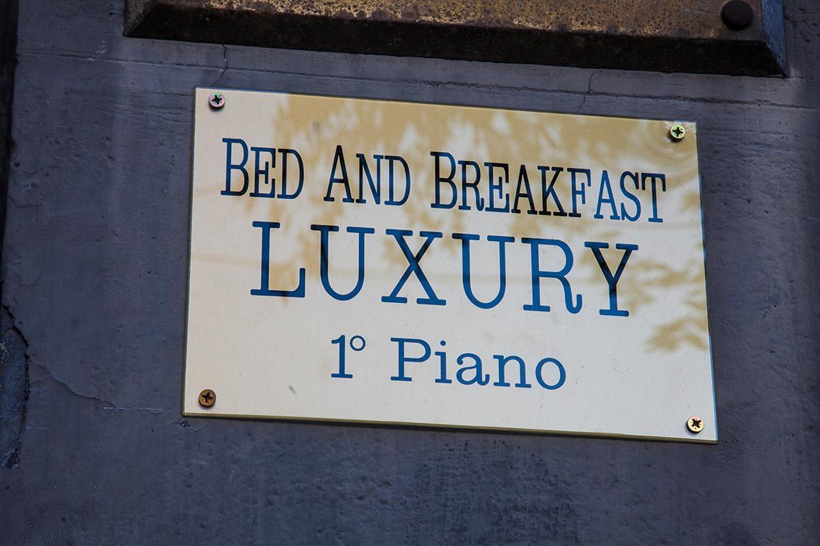 Luxury Bed & Breakfast Наполи Екстериор снимка